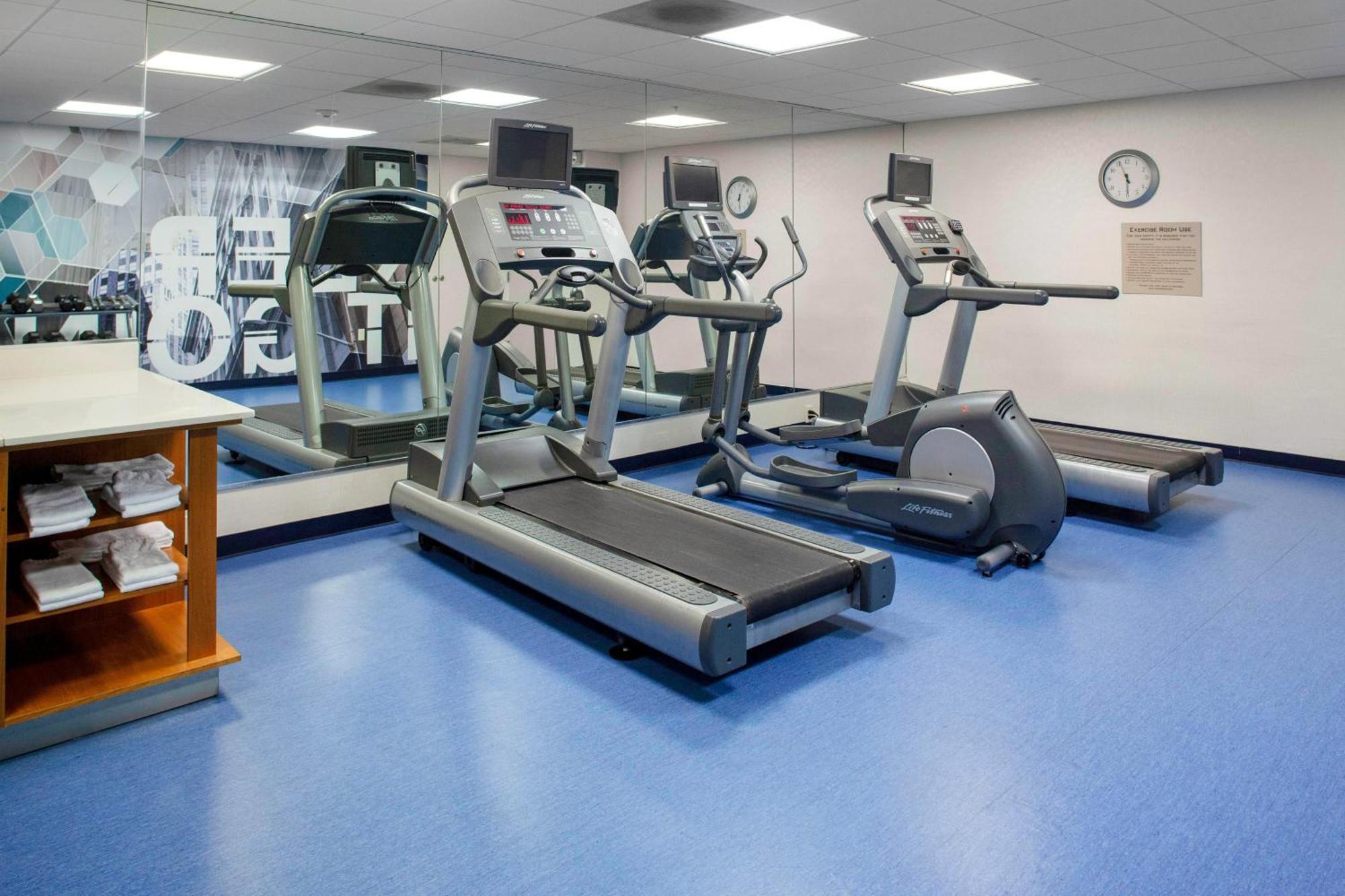 Springhill Suites Cincinnati North Forest Park Springdale Extérieur photo